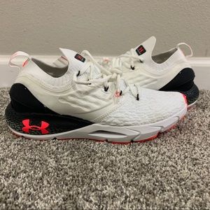 UNDER ARMOUR HOVR PHANTOM WHITE SIZE W10M8.5